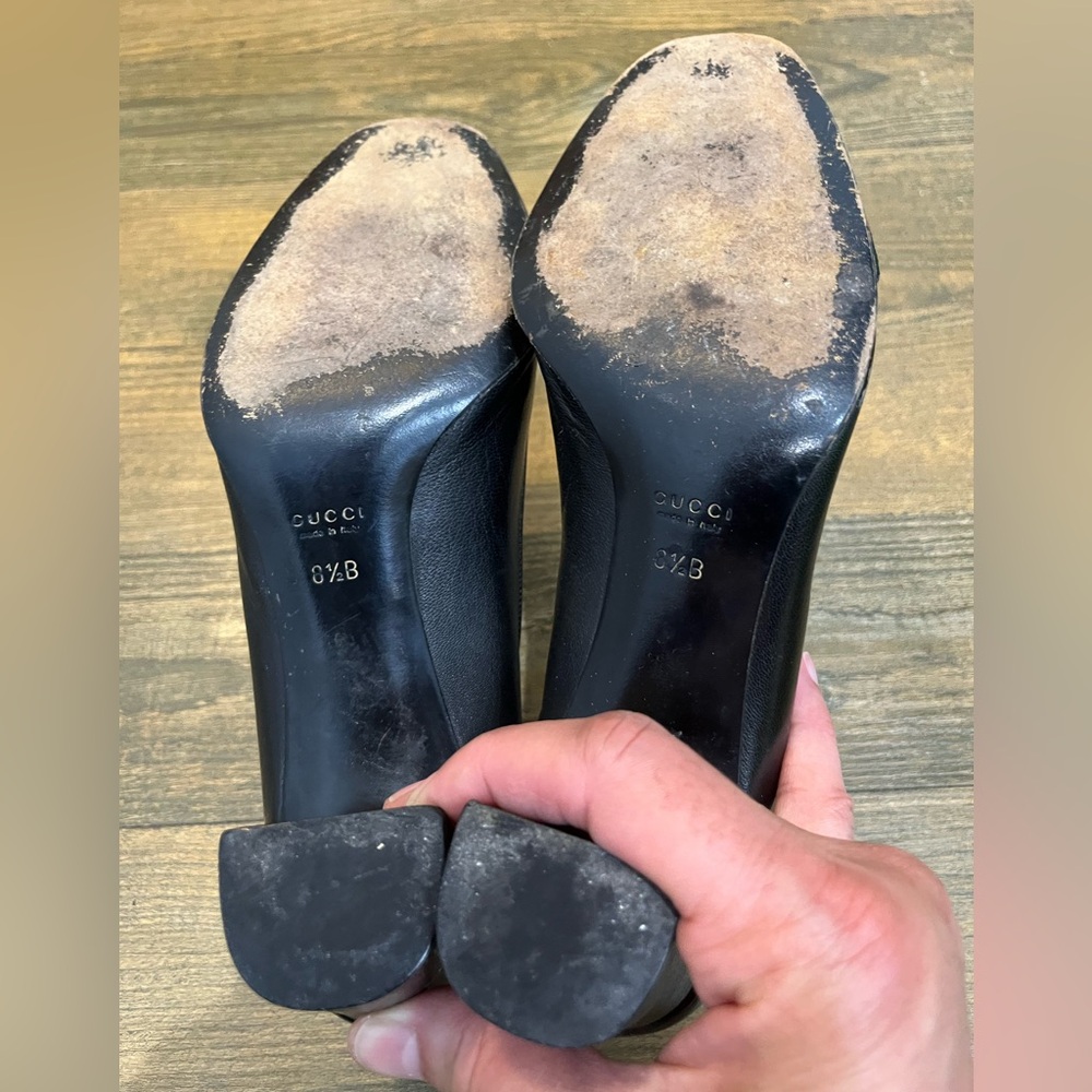 Gucci Black Heels with‎ Silver Interlocking Logo and Green-Red Stripe Sz. 8.5 - Picture 6 of 7